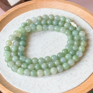 Light Green Burma Jade Necklace 7.5mm